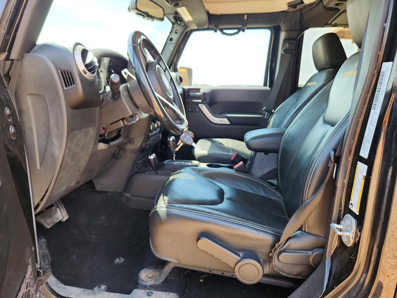 2015 JEEP WRANGLER UNLIMITED SAHARA photo 13