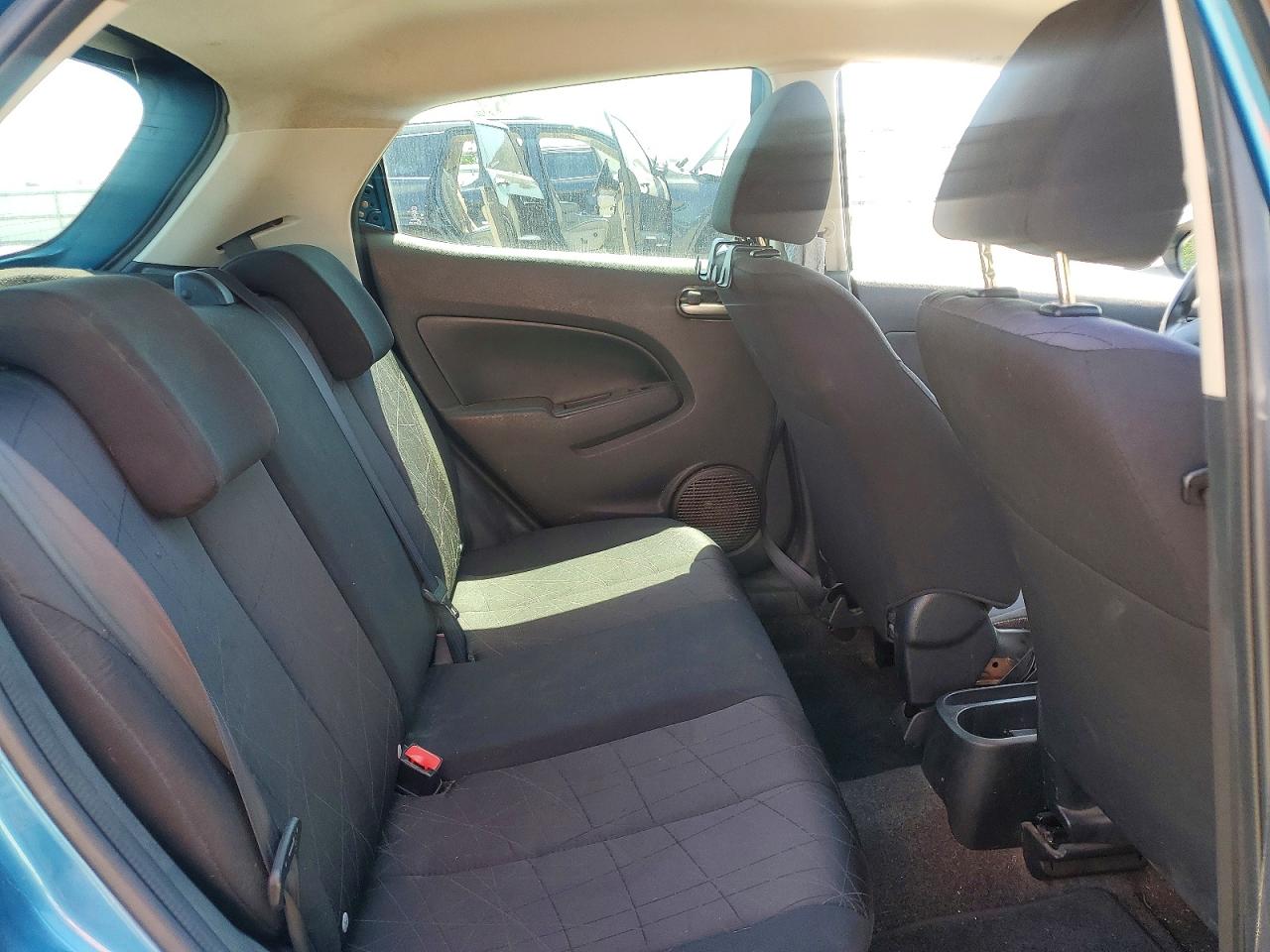 2011 MAZDA MAZDA2 photo 28