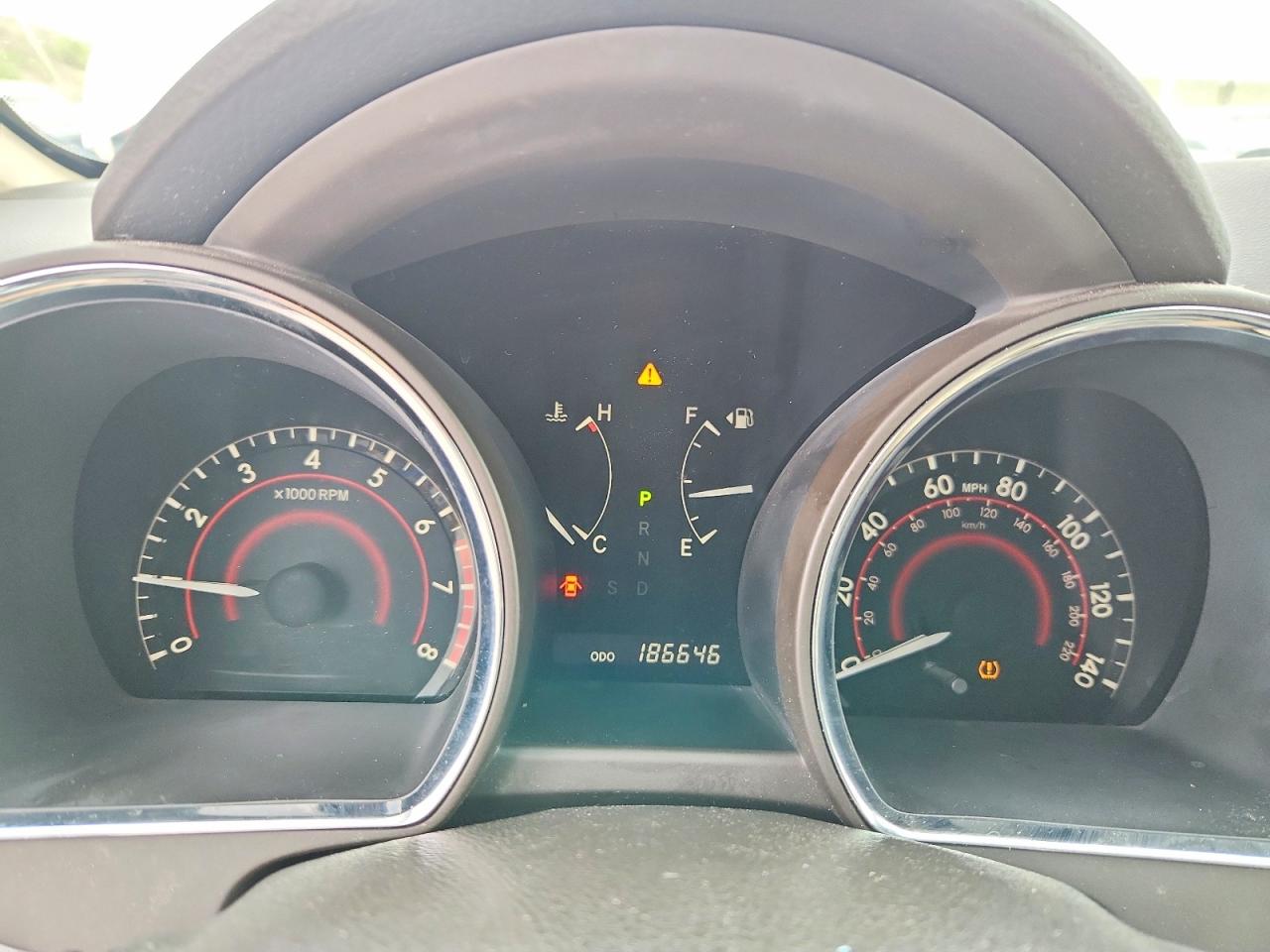 2010 TOYOTA HIGHLANDER SE photo 9