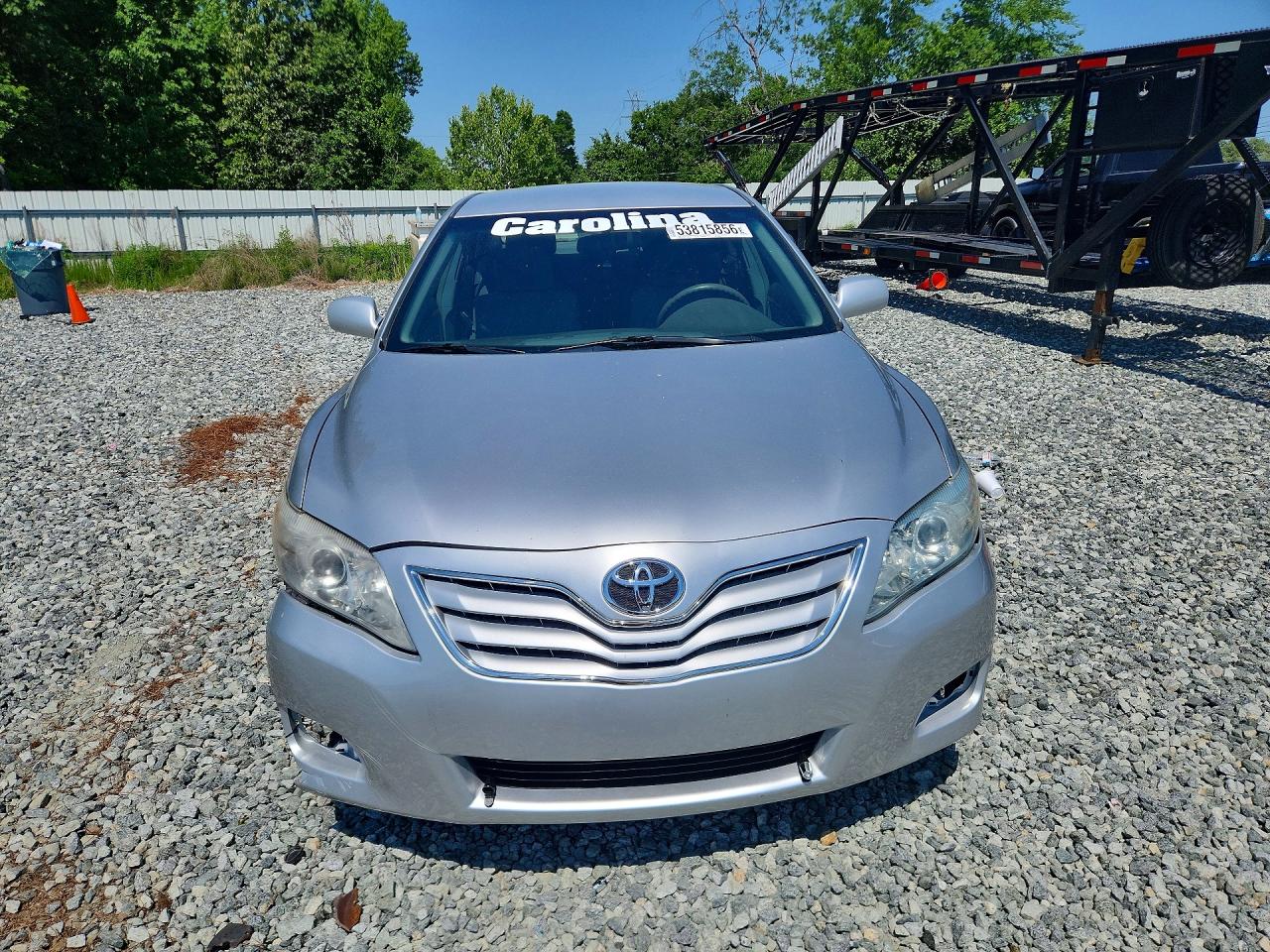 2010 TOYOTA CAMRY BASE photo 9