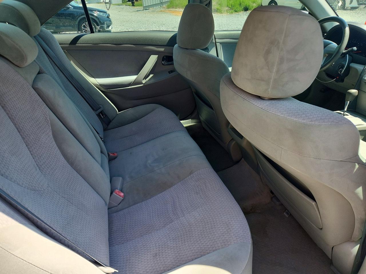 2010 TOYOTA CAMRY BASE photo 19