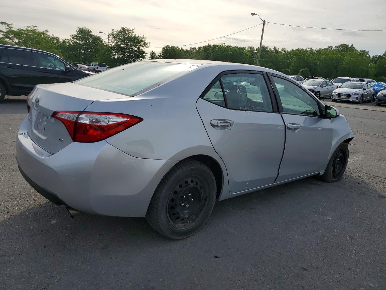 2016 TOYOTA COROLLA LE photo 3