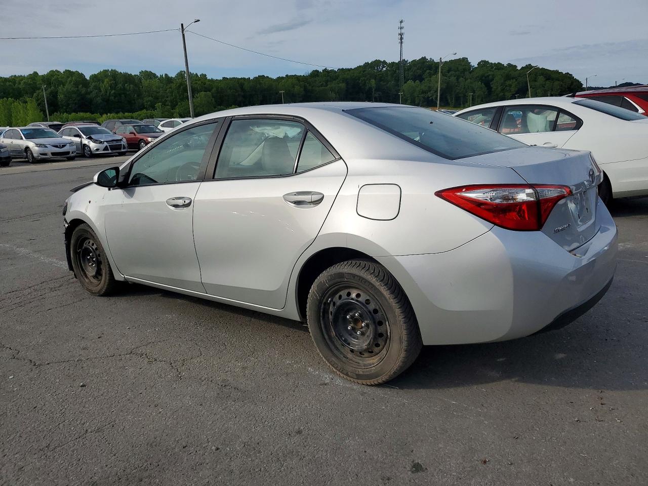2016 TOYOTA COROLLA LE photo 2