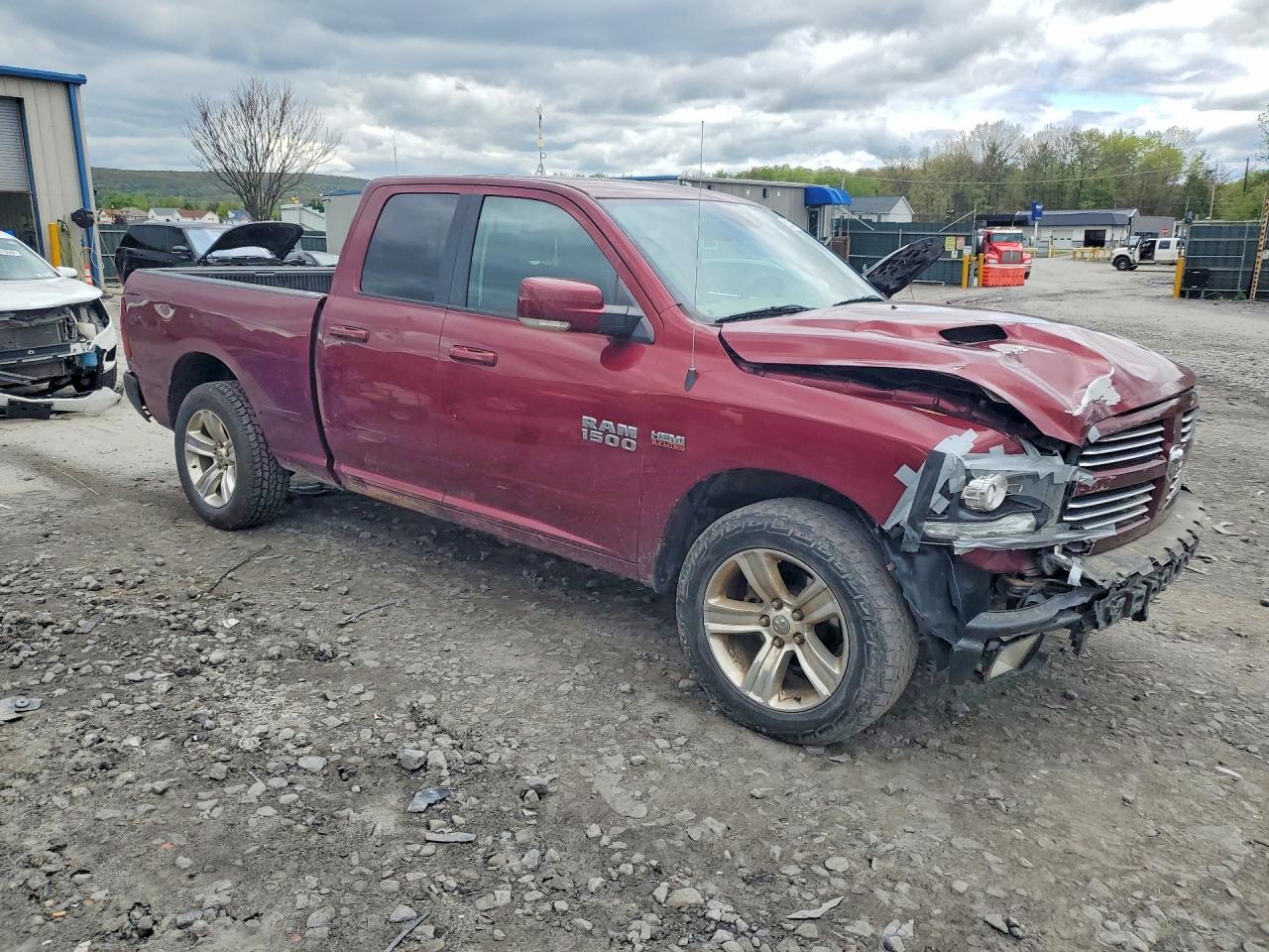 2017 RAM 1500 SPORT photo 10