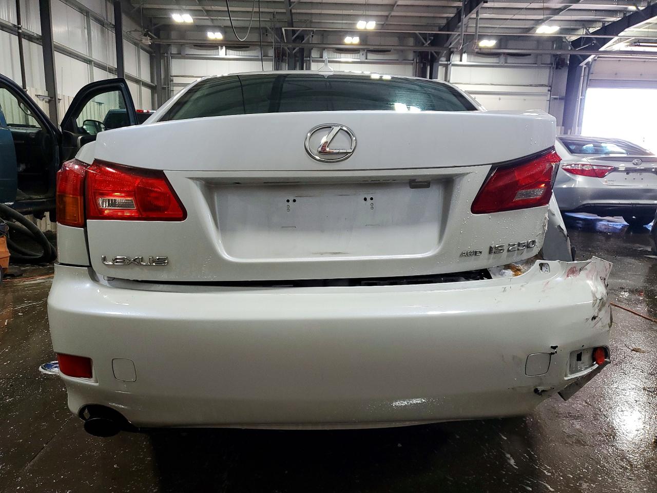 2007 LEXUS IS 250 photo 11