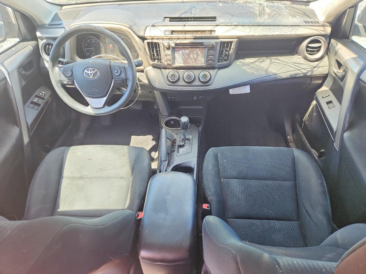 2018 TOYOTA RAV4 LE photo 22