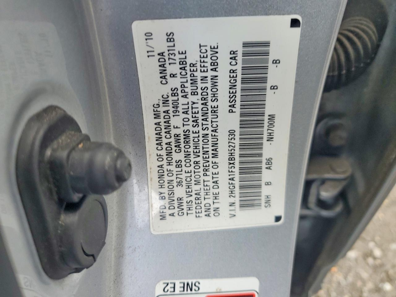 2011 HONDA CIVIC LX photo 25