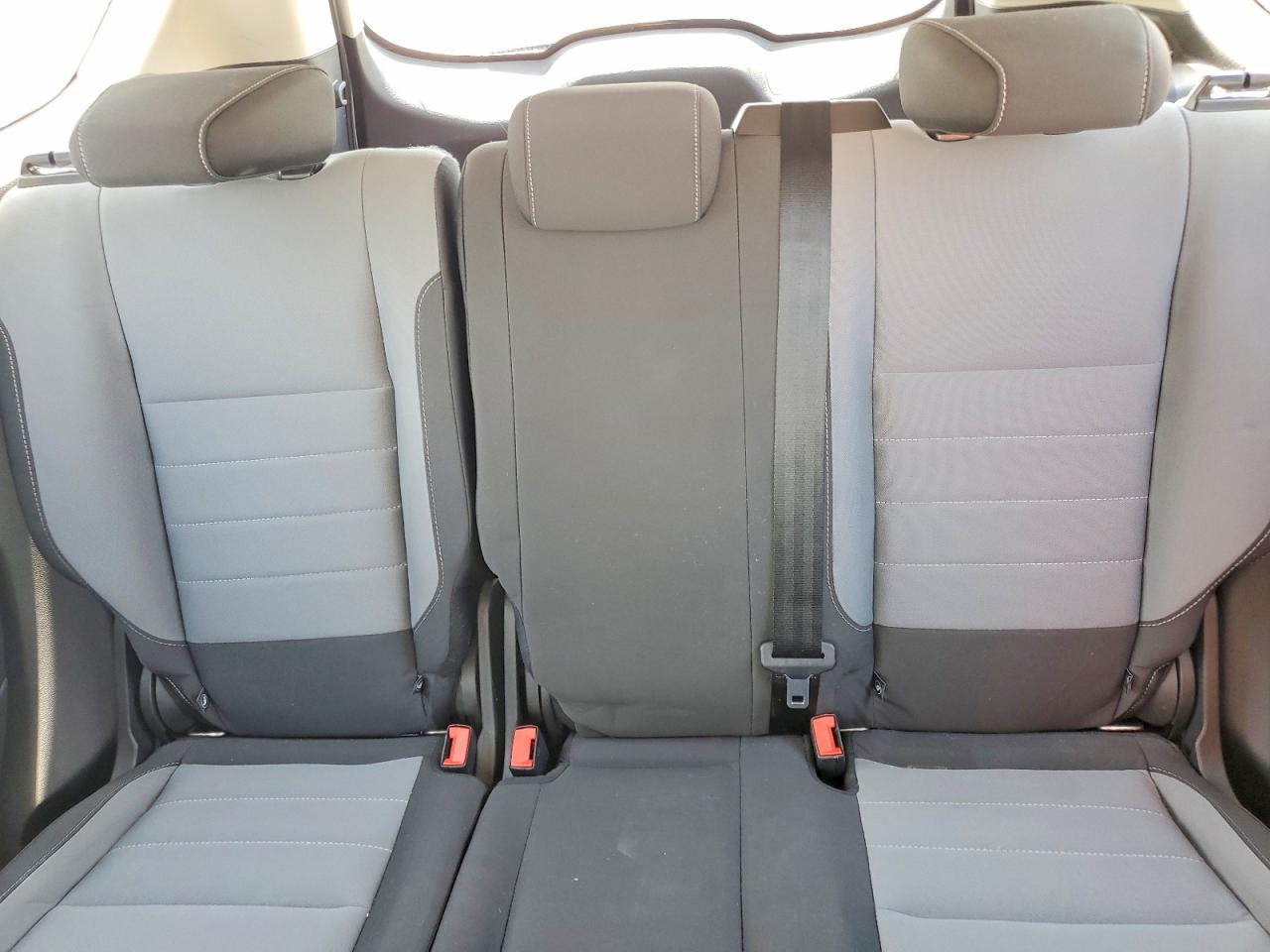 2017 FORD ESCAPE S photo 28