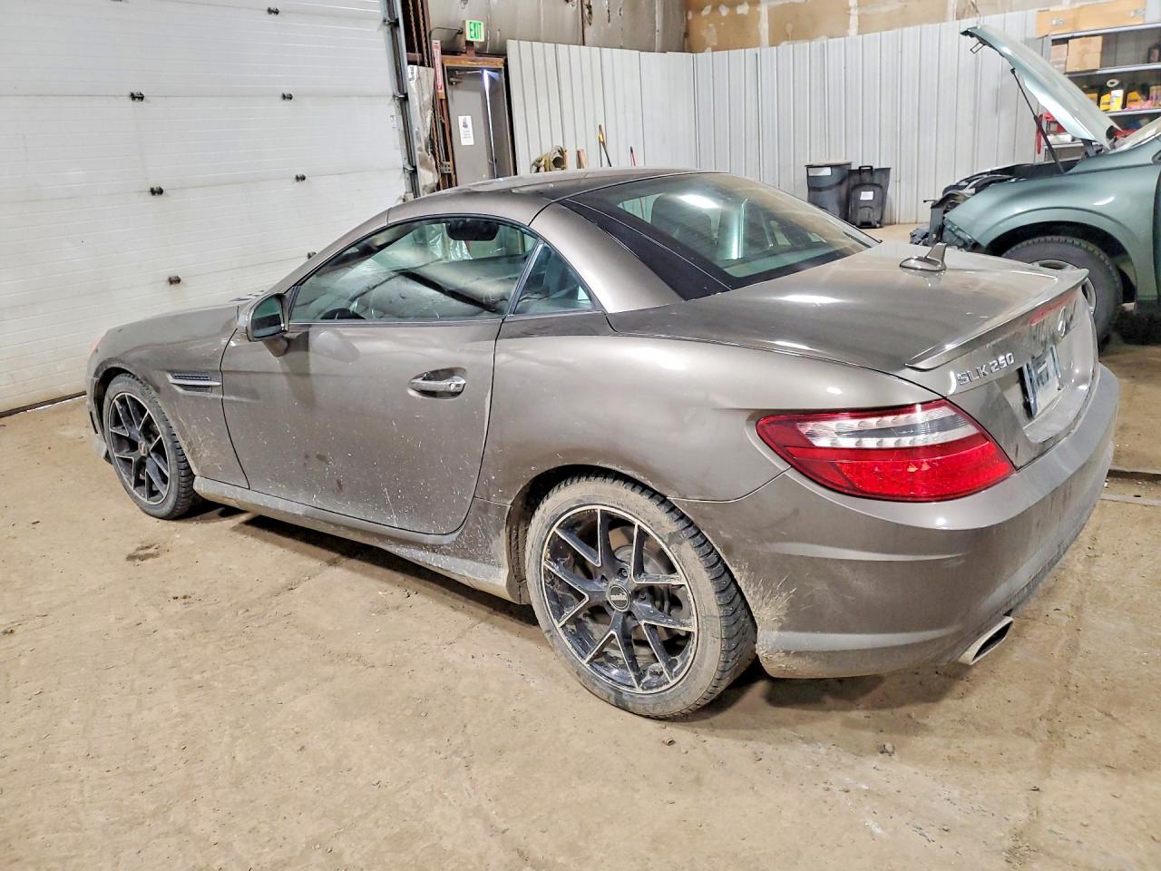 2015 MERCEDES-BENZ SLK 250 photo 4