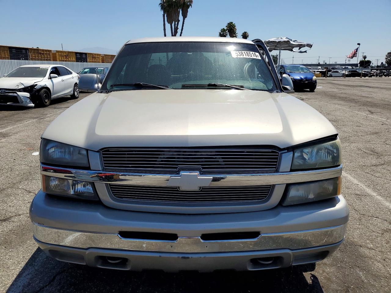 2004 CHEVROLET SILVERADO C1500 photo 9