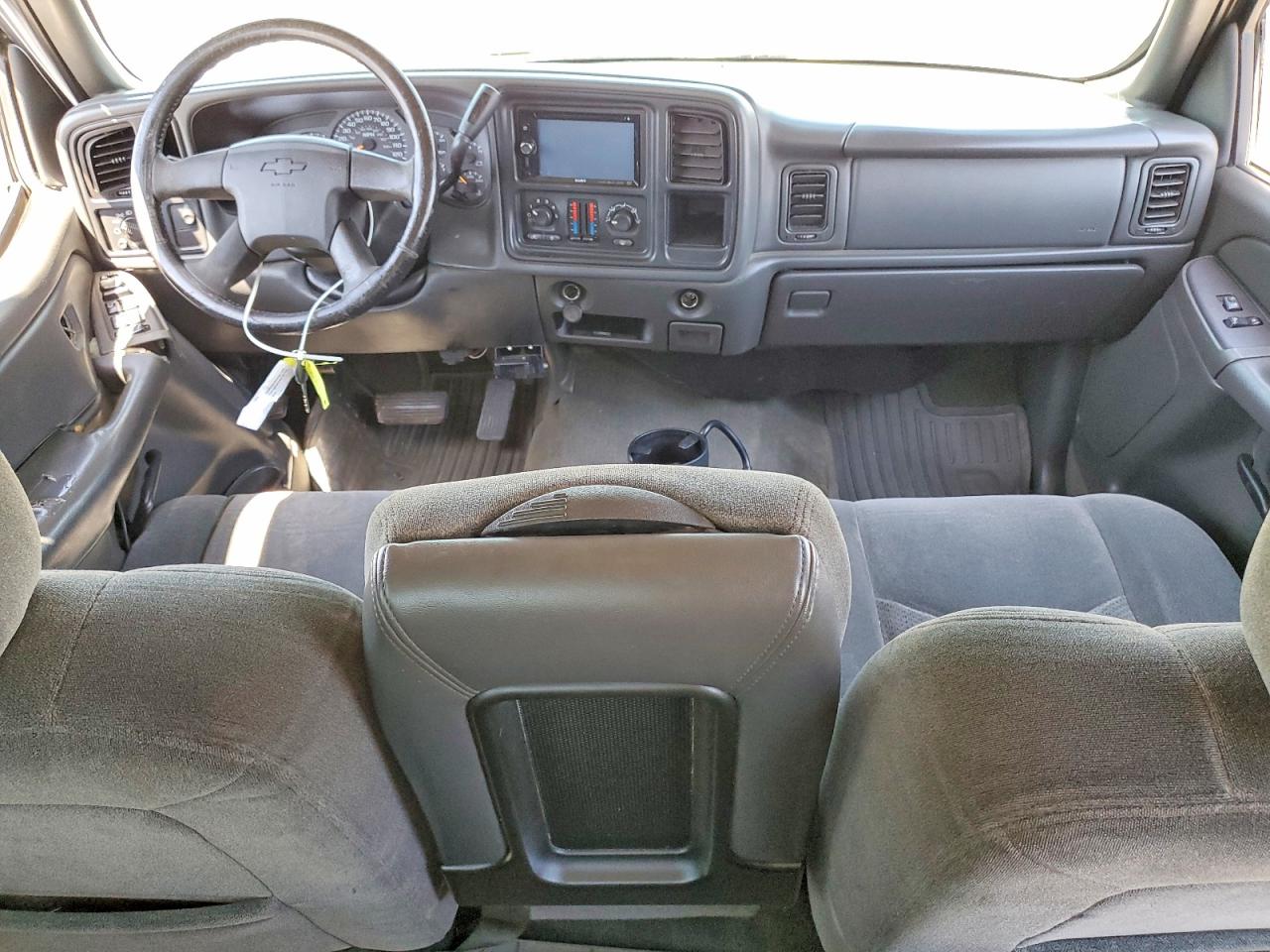 2004 CHEVROLET SILVERADO C1500 photo 15