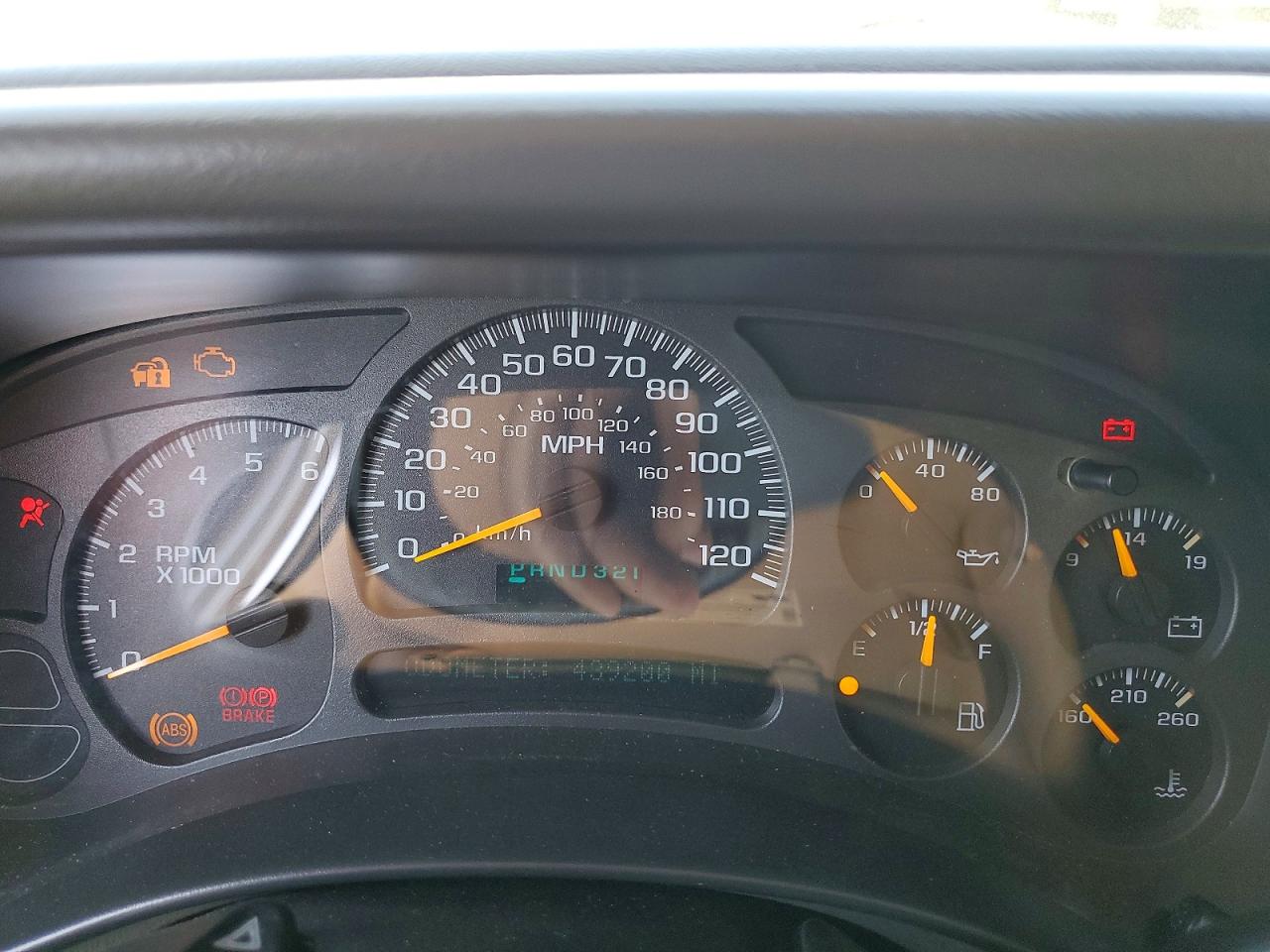 2004 CHEVROLET SILVERADO C1500 photo 17