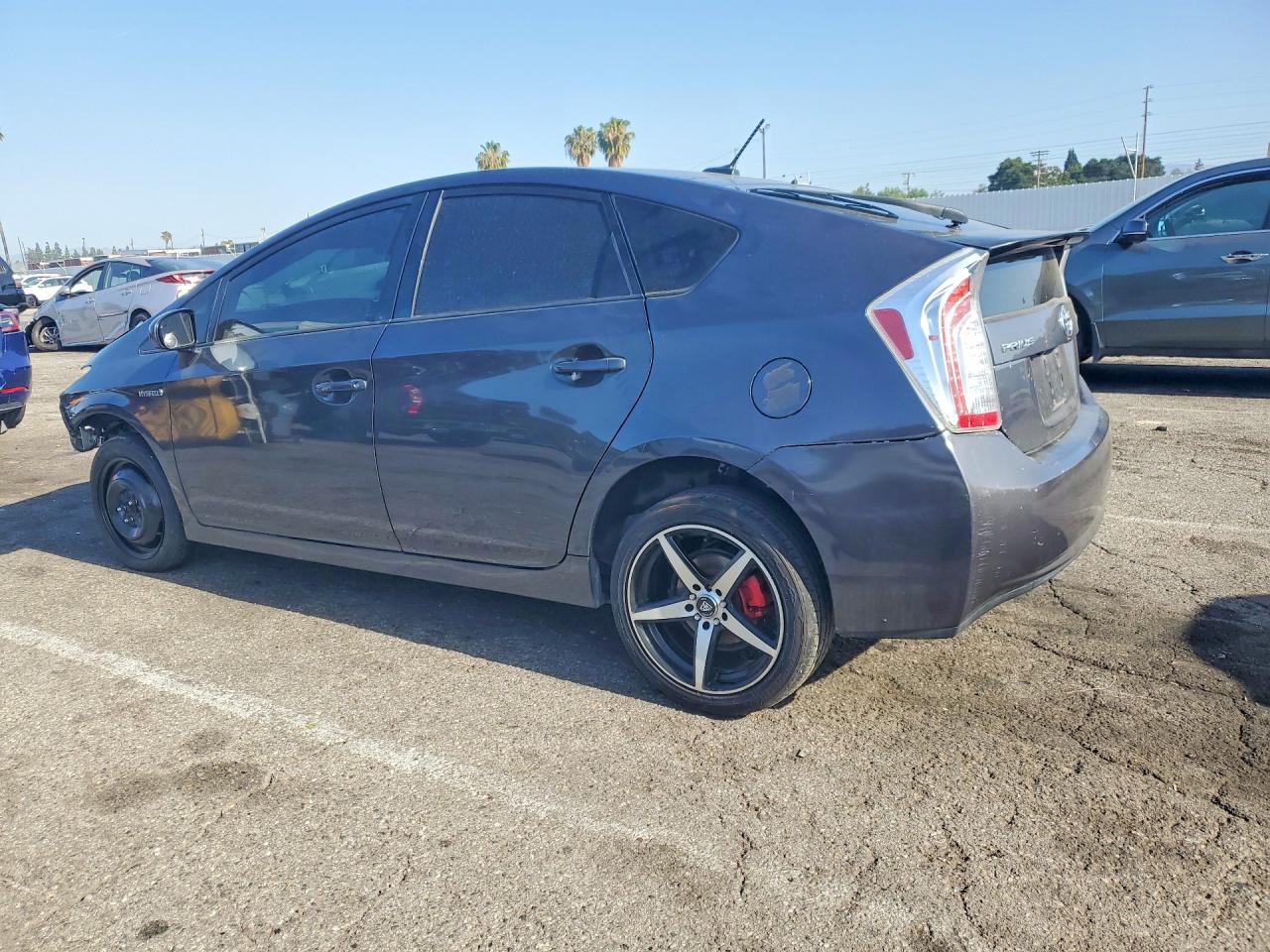 2012 TOYOTA PRIUS THREE photo 3