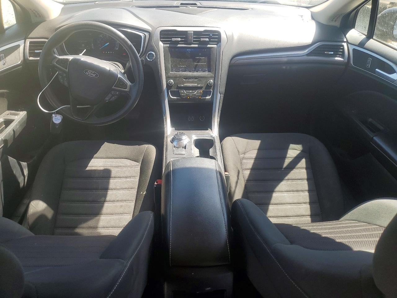2020 FORD FUSION SE photo 15