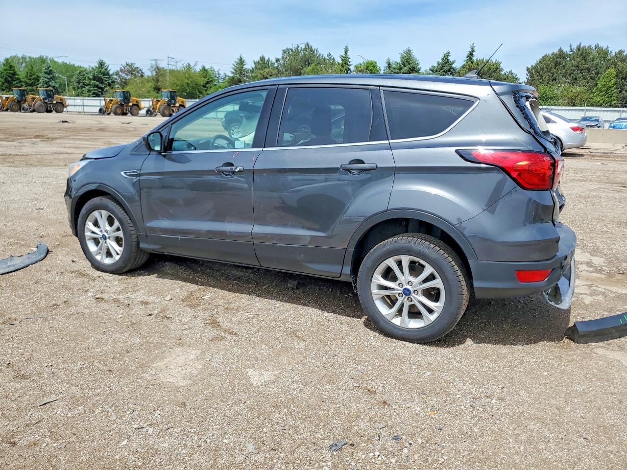2019 FORD ESCAPE SE photo 3