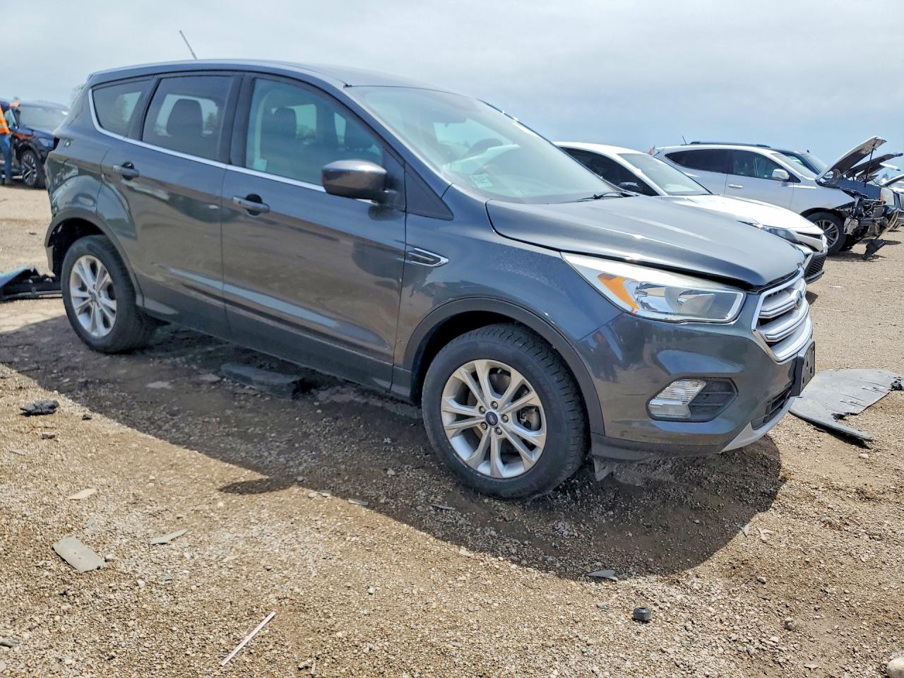 2019 FORD ESCAPE SE photo 7