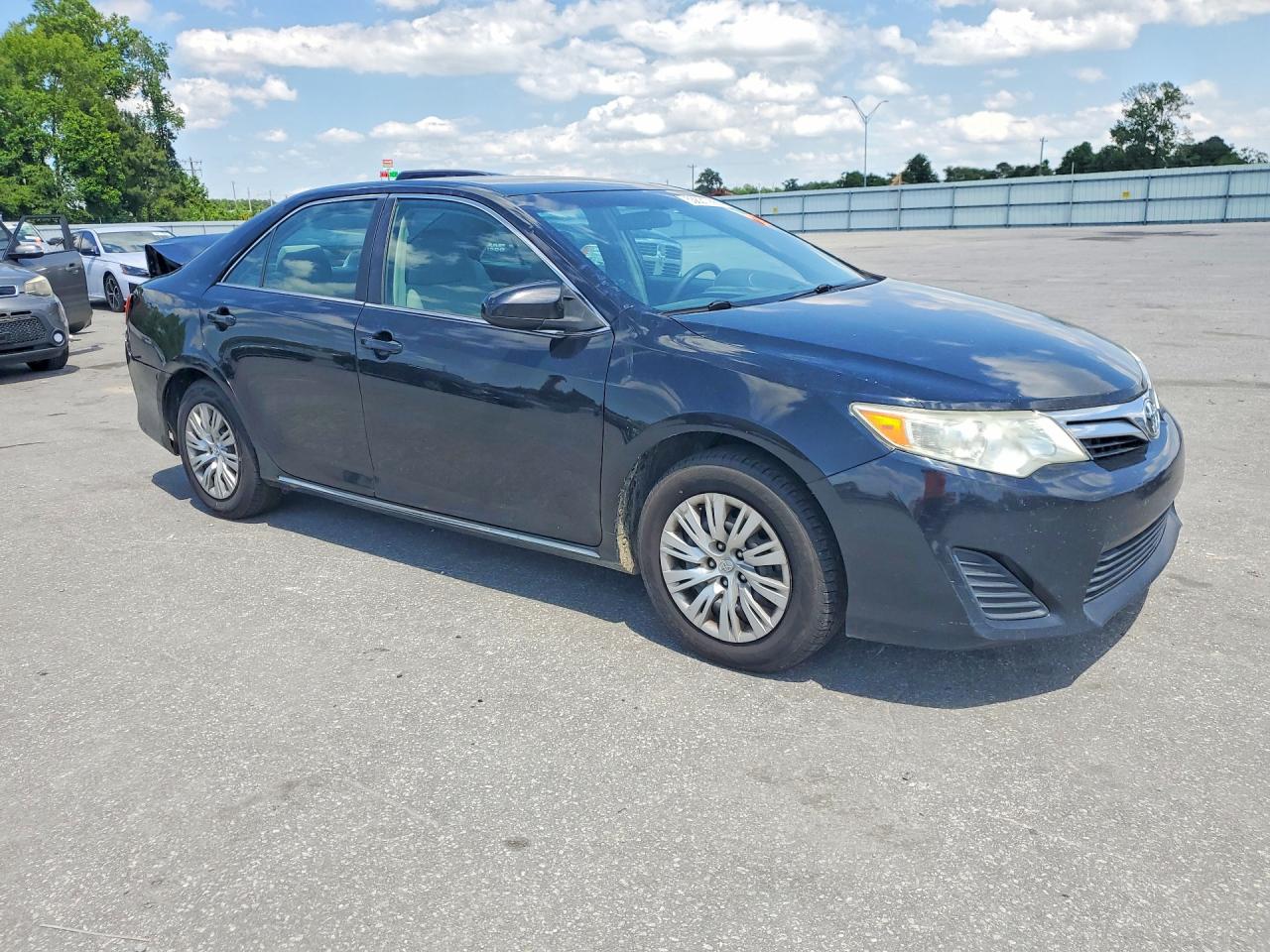 2012 TOYOTA CAMRY LE photo 7