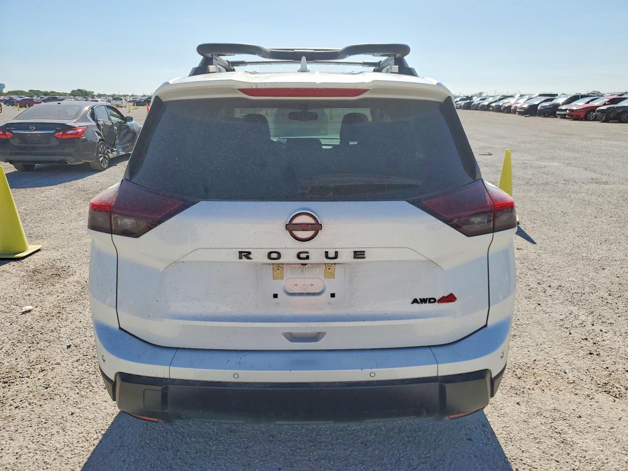 2025 NISSAN ROGUE ROCK CREEK photo 6