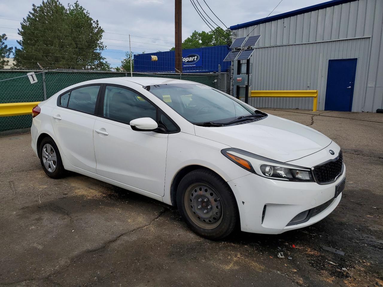 2017 KIA FORTE LX photo 7