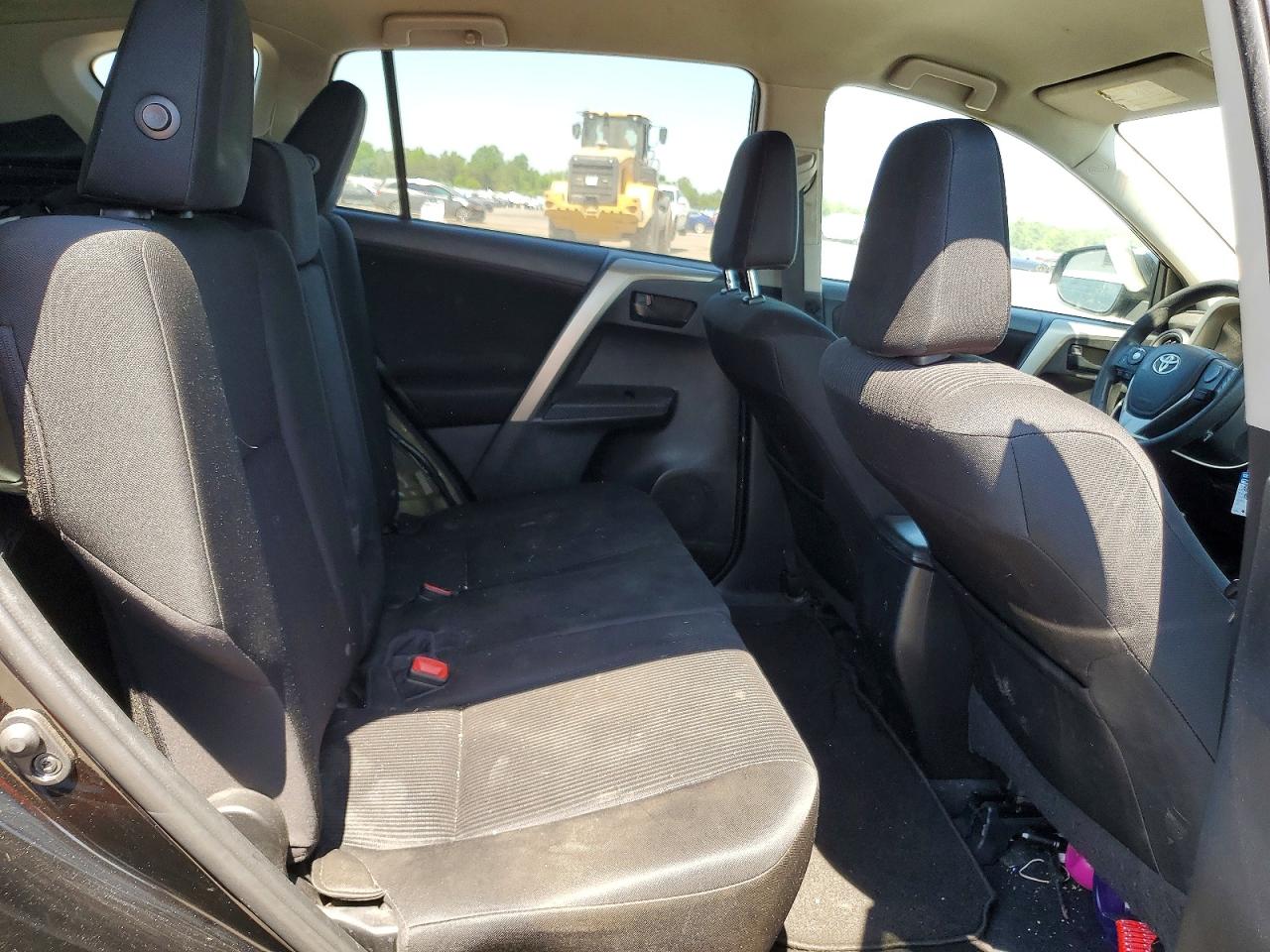 2014 TOYOTA RAV4 LE photo 31
