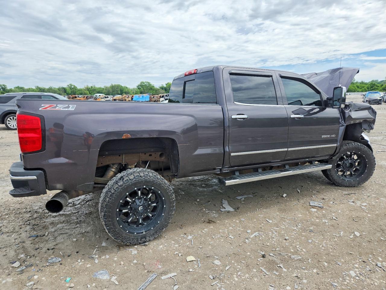 2015 CHEVROLET SILVERADO K2500 HEAVY DUTY LTZ photo 3