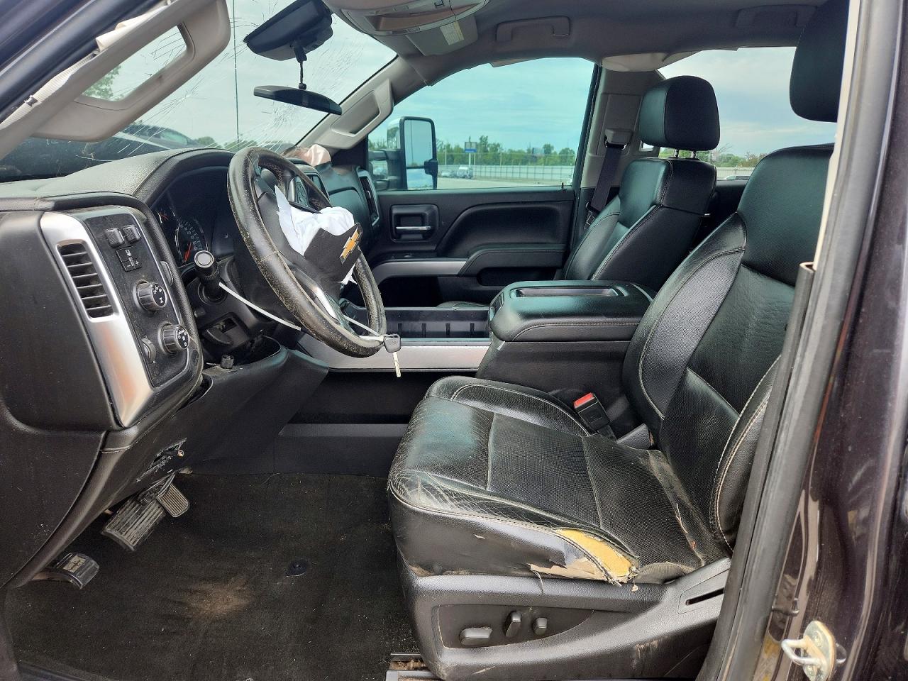 2015 CHEVROLET SILVERADO K2500 HEAVY DUTY LTZ photo 7