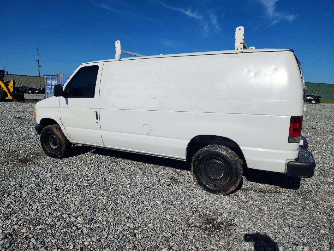 2002 FORD ECONOLINE photo 4