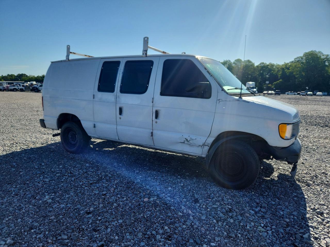 2002 FORD ECONOLINE photo 10