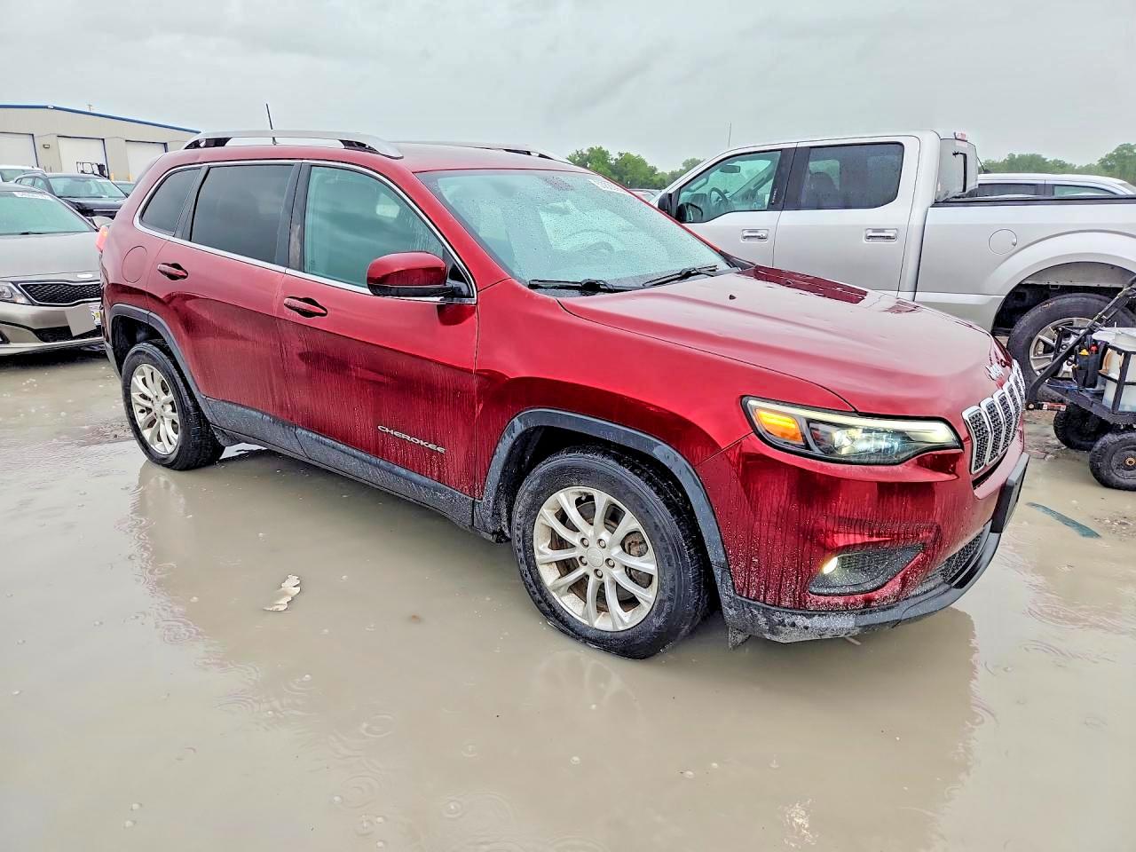 2019 JEEP CHEROKEE LATITUDE photo 4