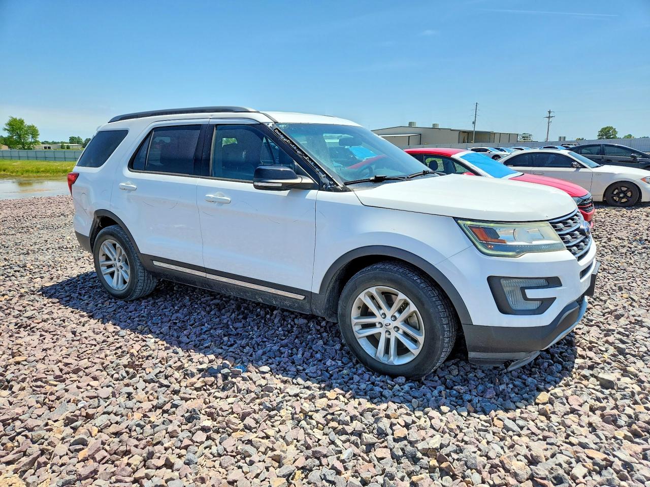 2017 FORD EXPLORER XLT photo 7