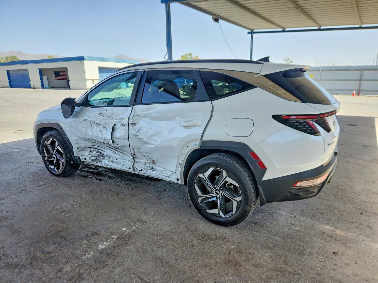 2022 HYUNDAI TUCSON photo 3