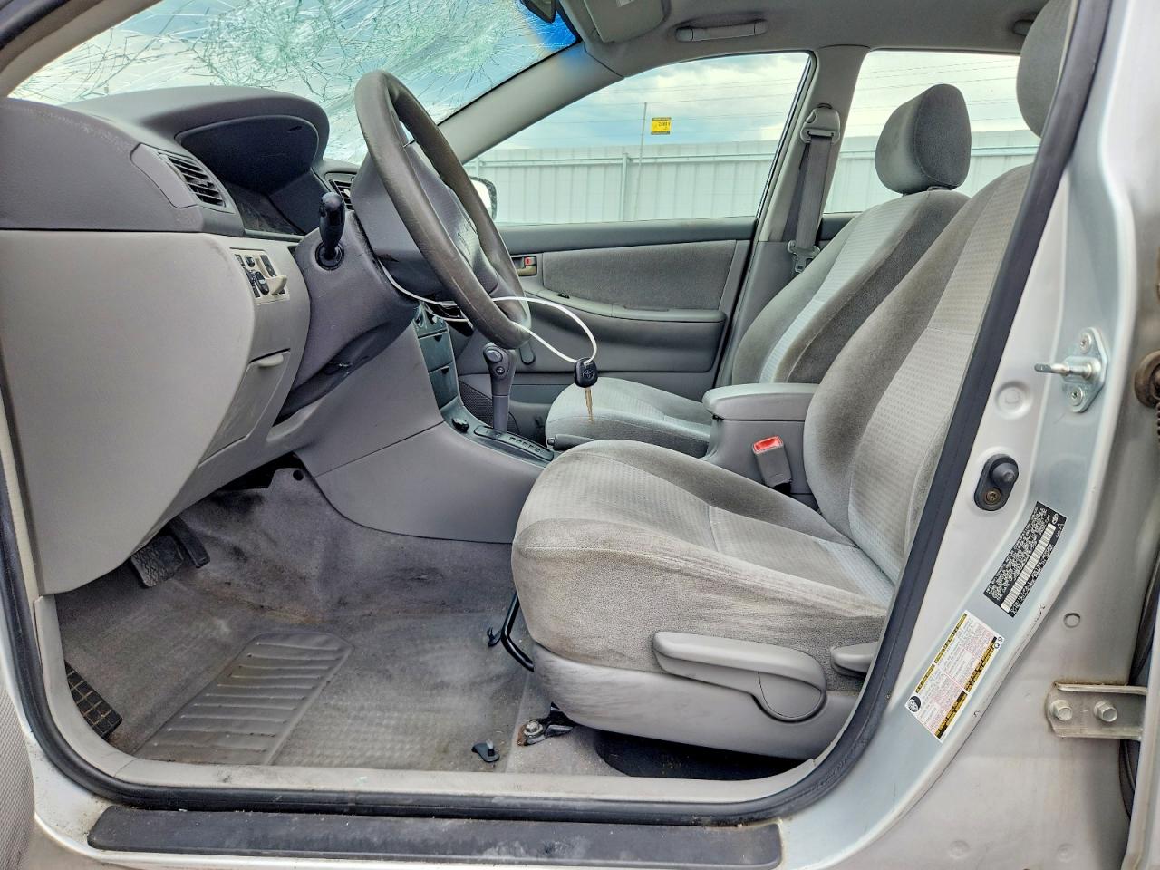2006 TOYOTA COROLLA CE photo 13