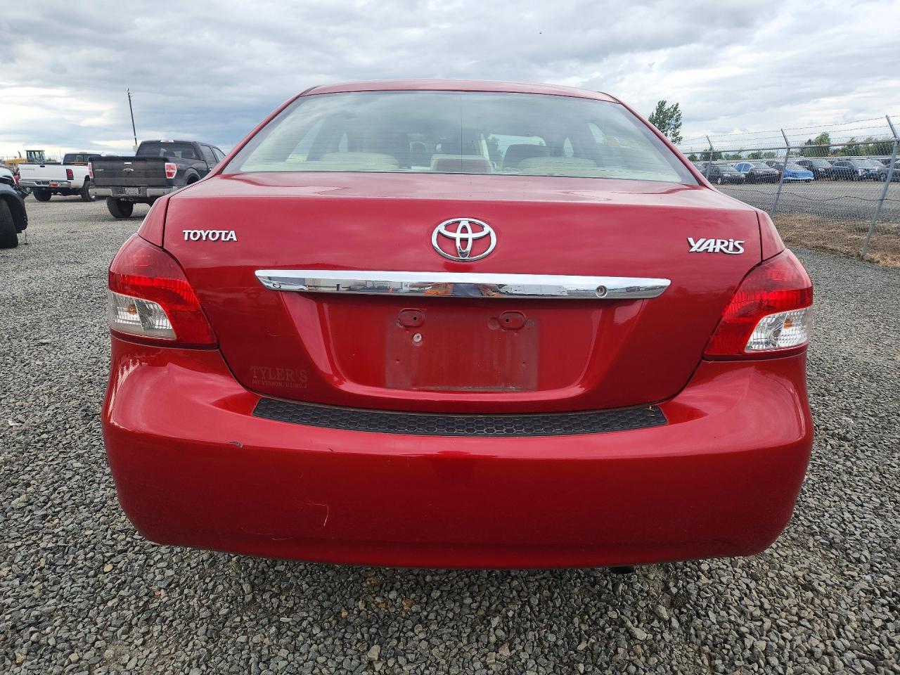 2007 TOYOTA YARIS BASE photo 16