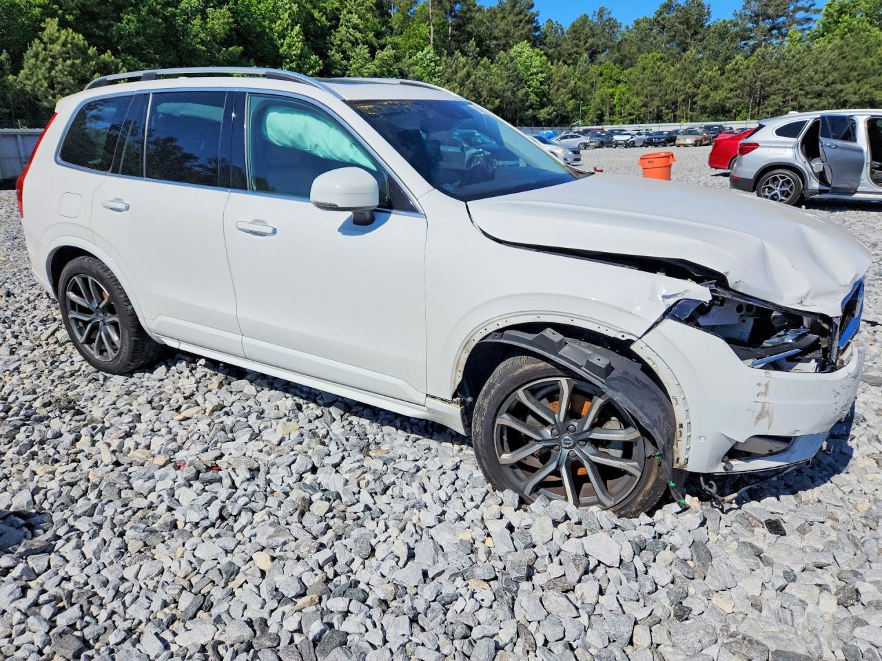 2016 VOLVO XC90 T6 photo 10