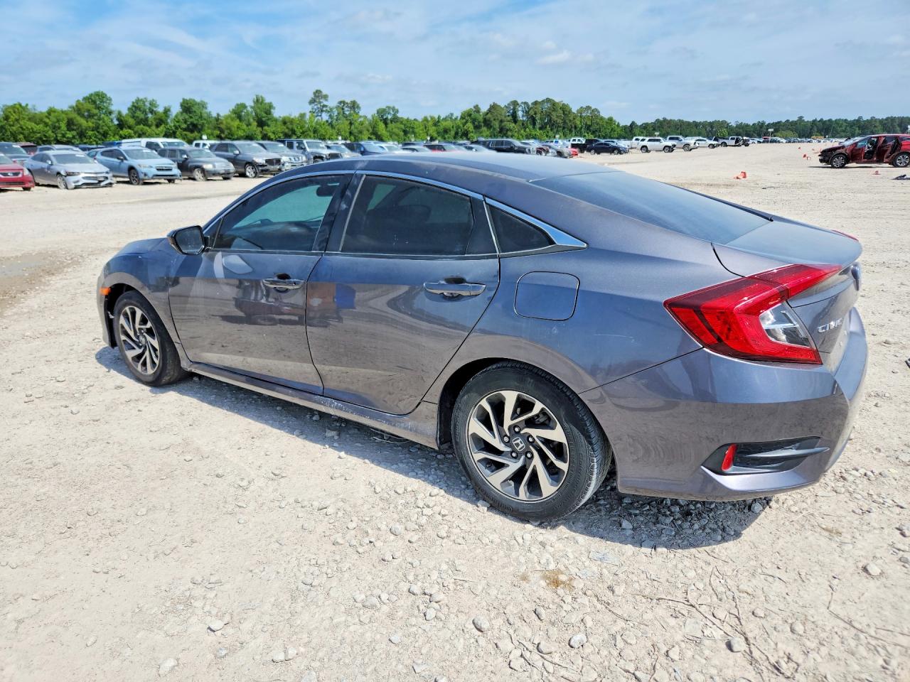 2016 HONDA CIVIC EX photo 3