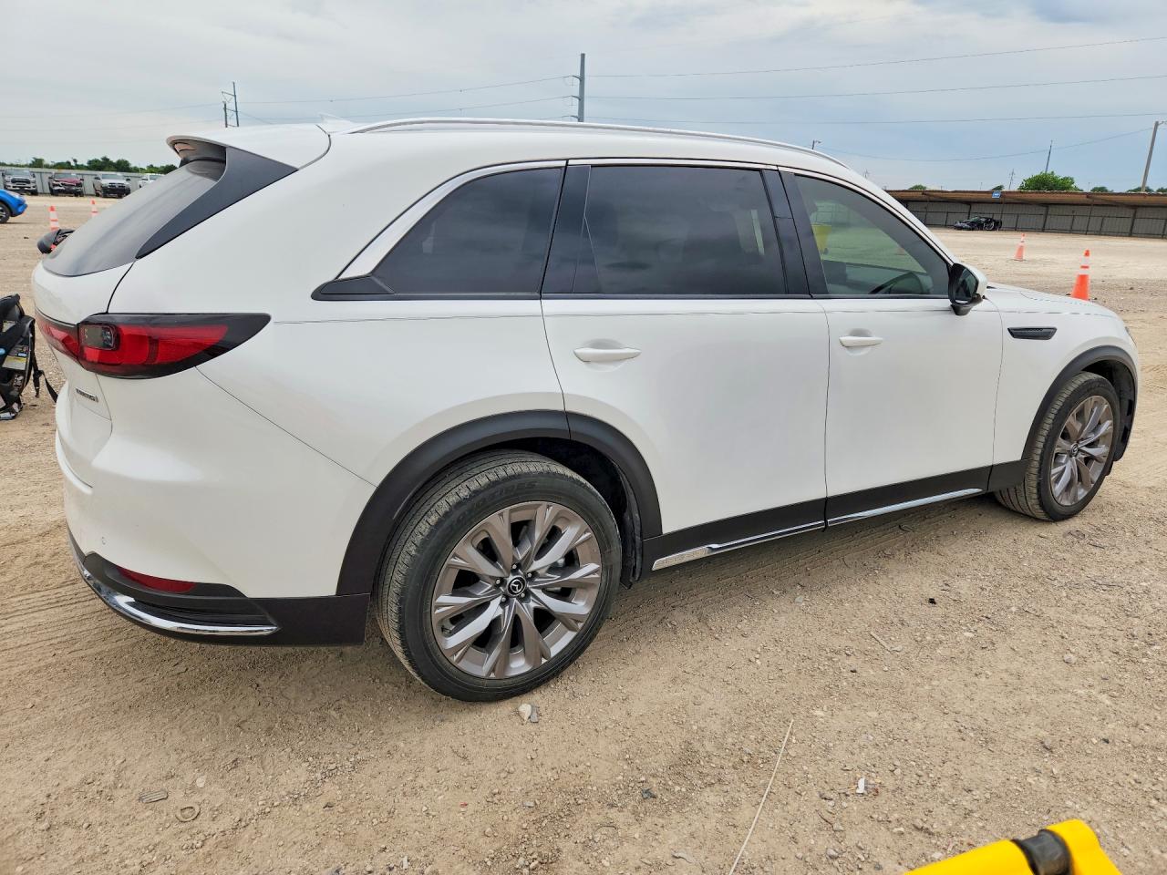 2024 MAZDA CX-90 PREMIUM PLUS photo 5