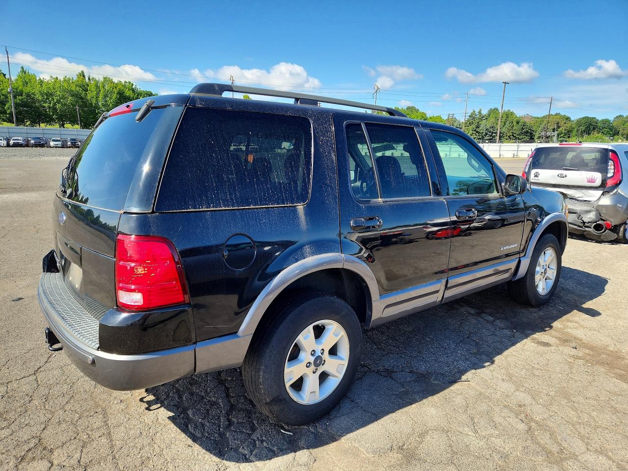 2004 FORD EXPLORER XLT photo 5