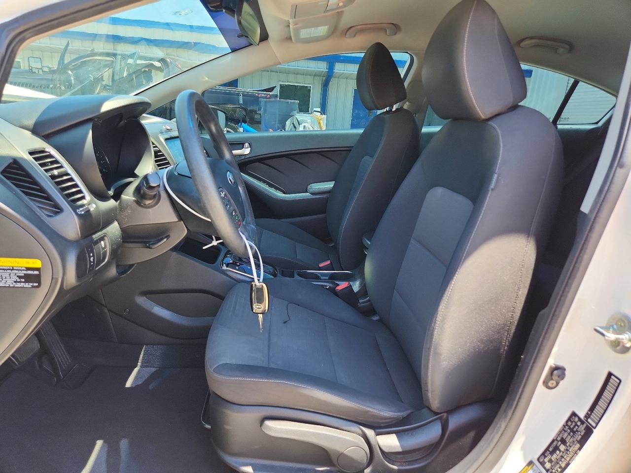 2018 KIA FORTE LX photo 19