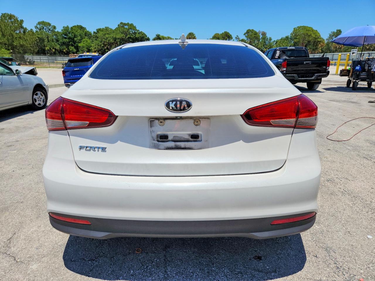 2018 KIA FORTE LX photo 16