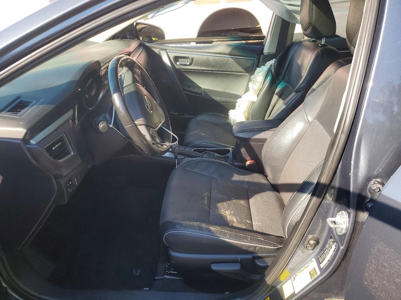 2015 TOYOTA COROLLA S PLUS photo 13