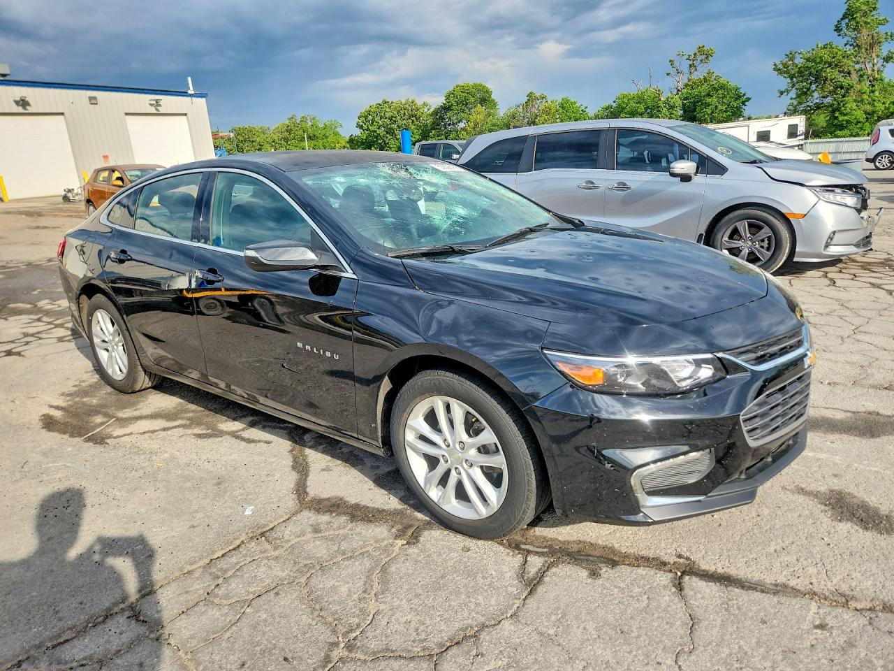 2017 CHEVROLET MALIBU LT photo 10