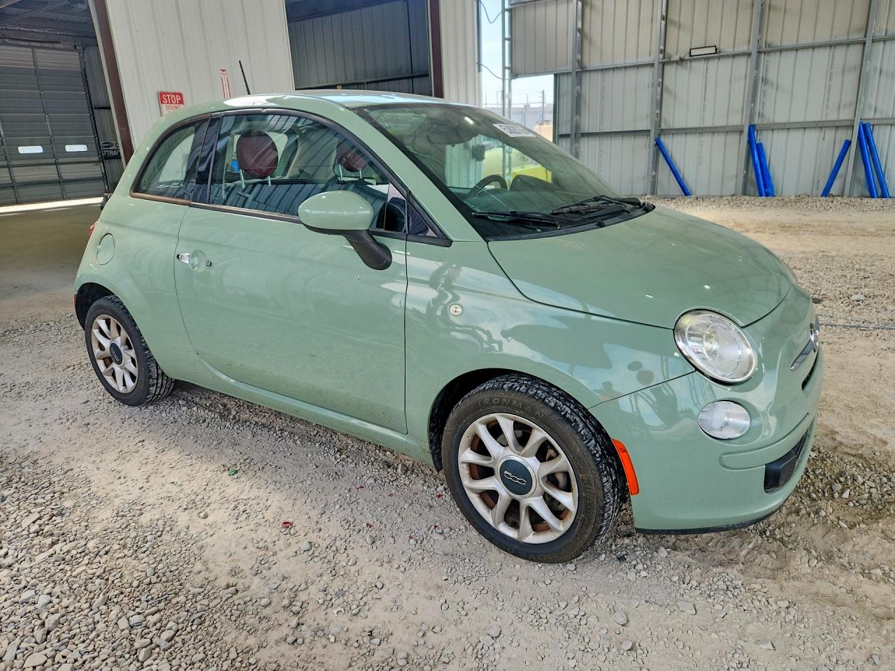 2017 FIAT 500 POP photo 7
