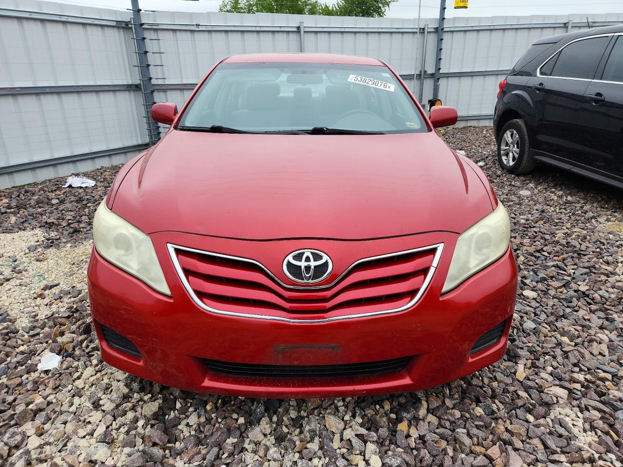 2011 TOYOTA CAMRY LE V6 photo 9