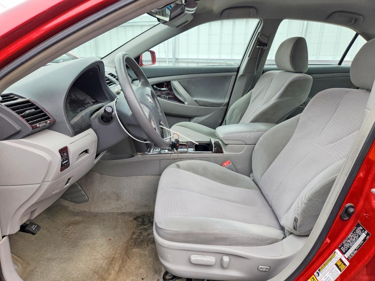 2011 TOYOTA CAMRY LE V6 photo 13