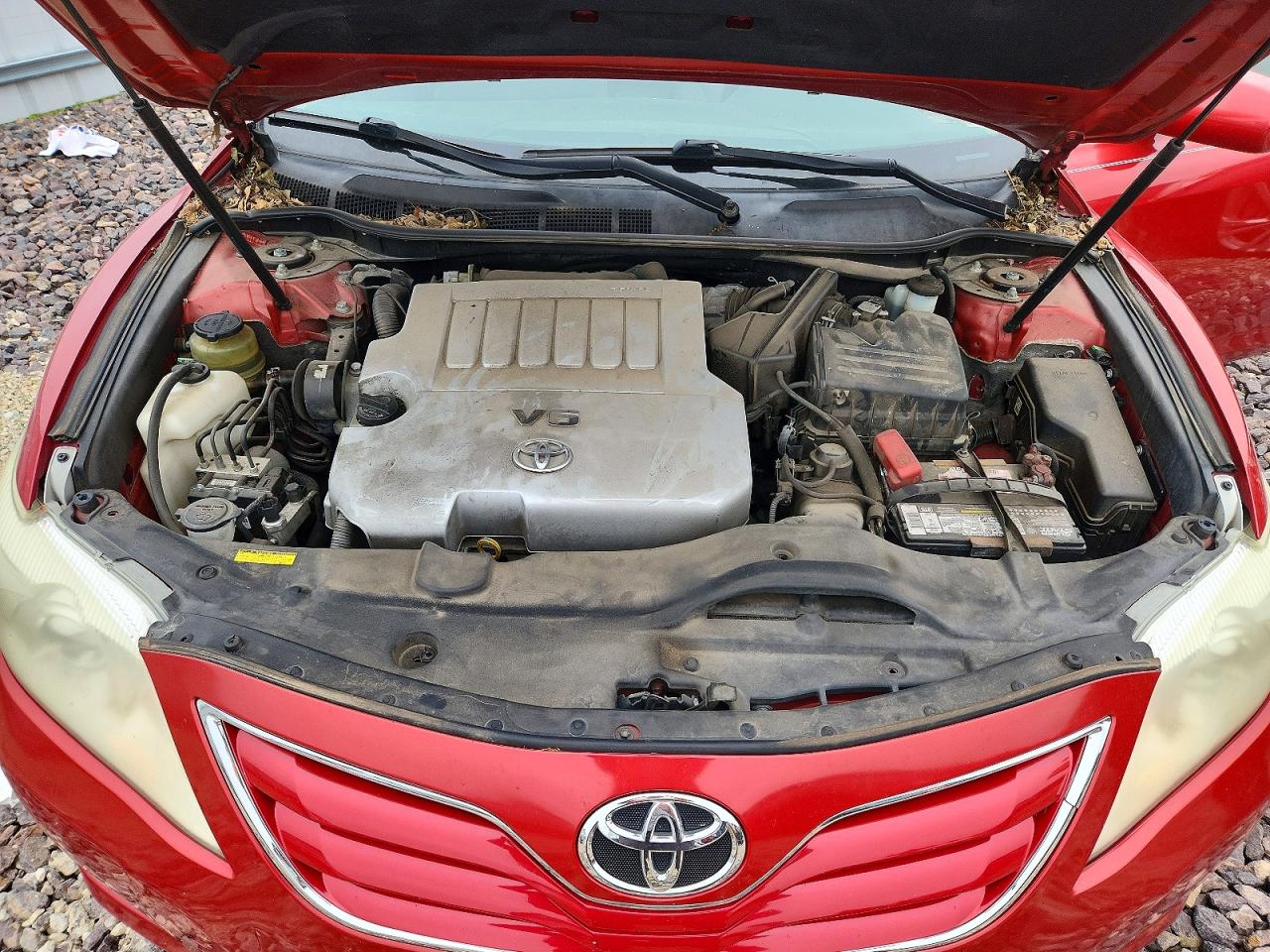 2011 TOYOTA CAMRY LE V6 photo 21