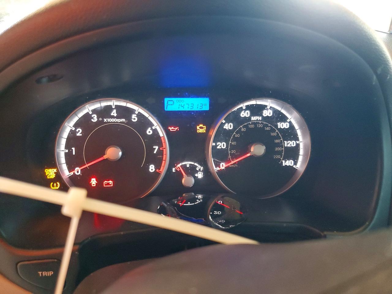 2011 HYUNDAI ACCENT GL photo 9