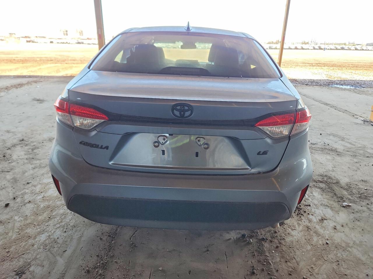 2025 TOYOTA COROLLA LE photo 6