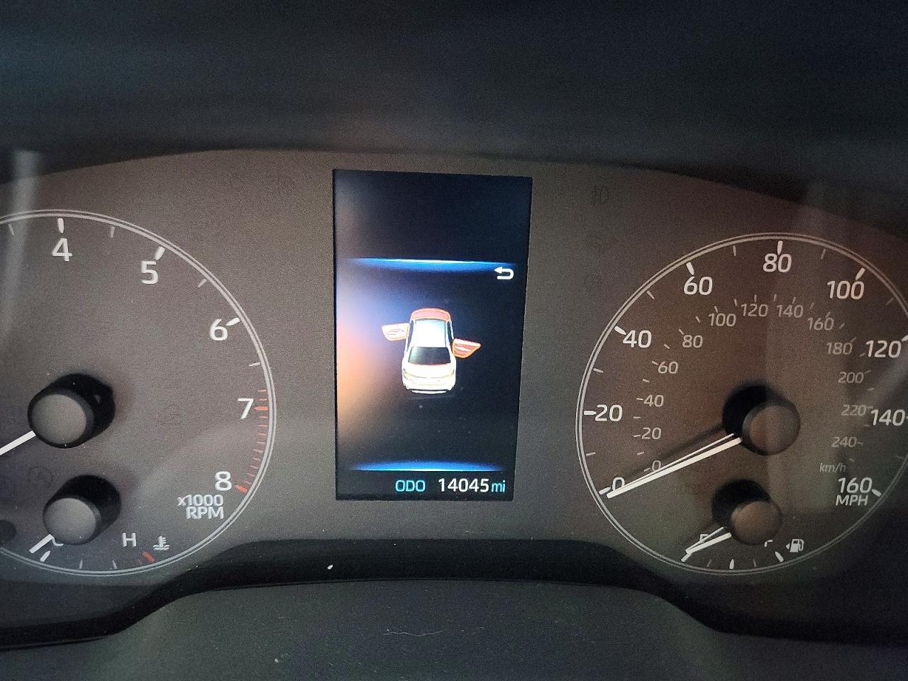 2025 TOYOTA COROLLA LE photo 9
