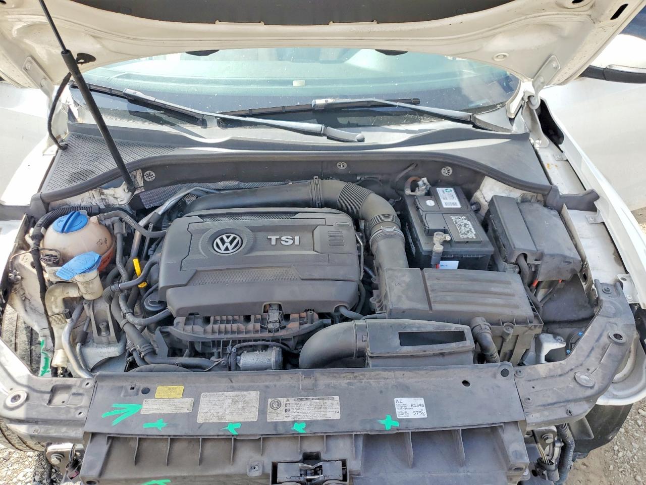 2014 VOLKSWAGEN PASSAT SE photo 21