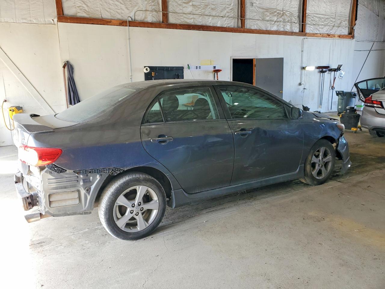 2012 TOYOTA COROLLA S photo 7